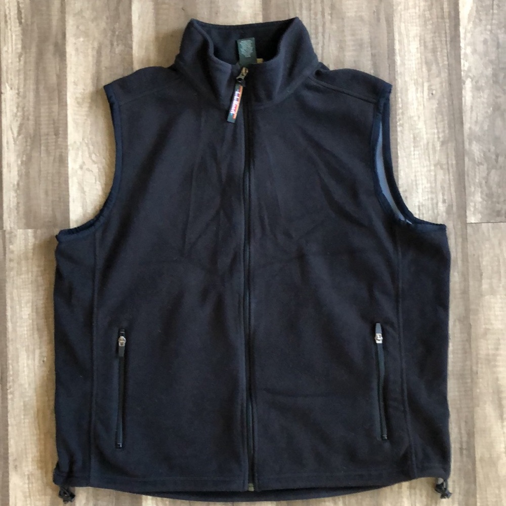 L.L.Bean Men’s Black Fleece Vest Large - Picture 2 of 9